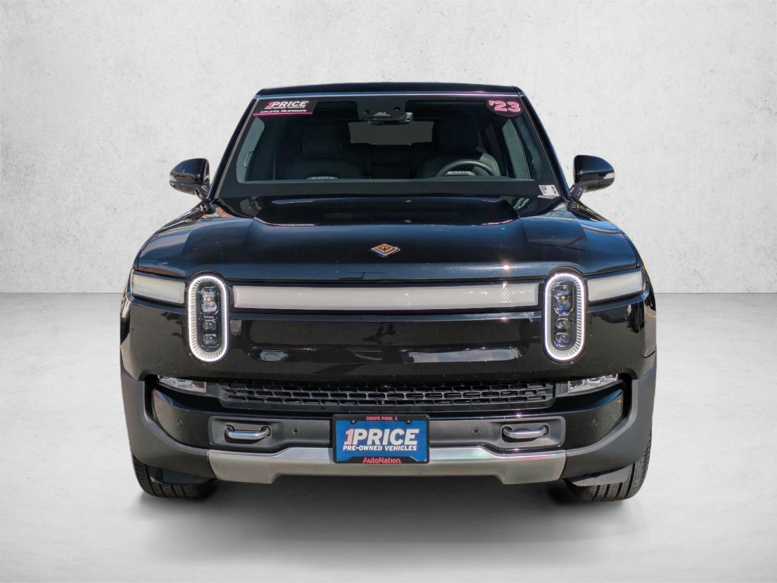 2023 Rivian R1S Adventure photo 2