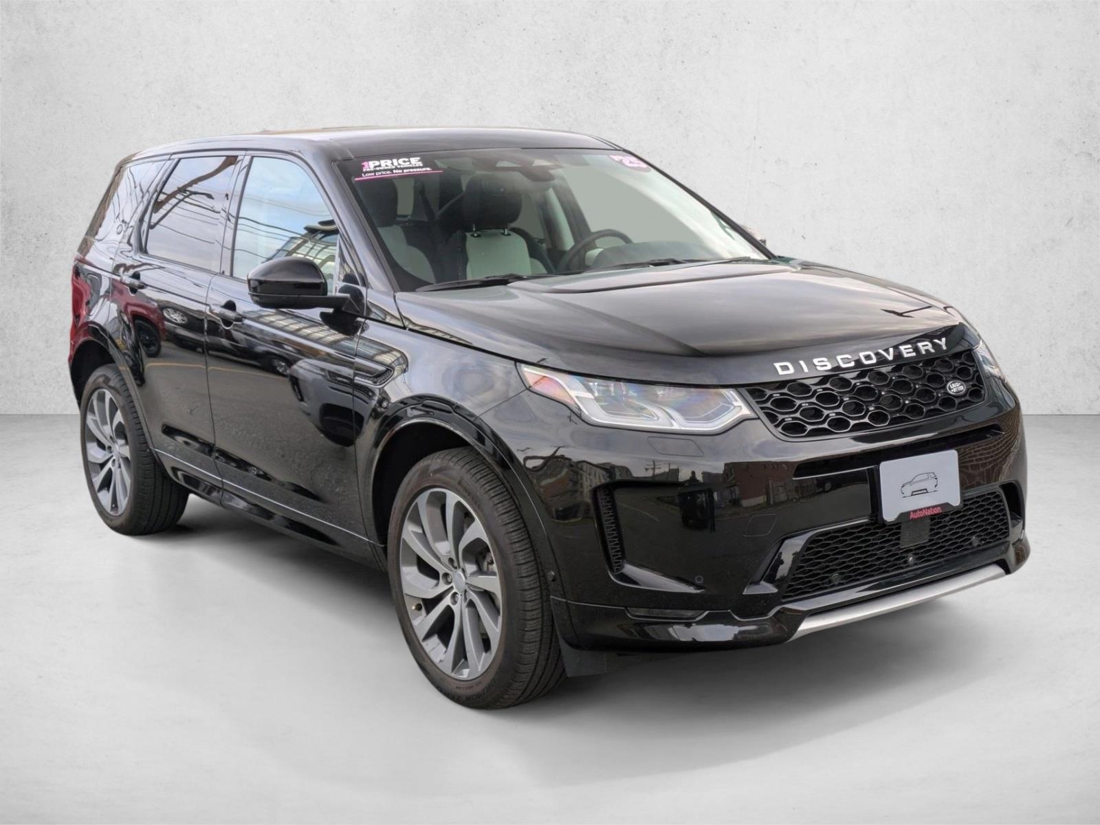 2025 Land Rover Discovery Sport S photo 3