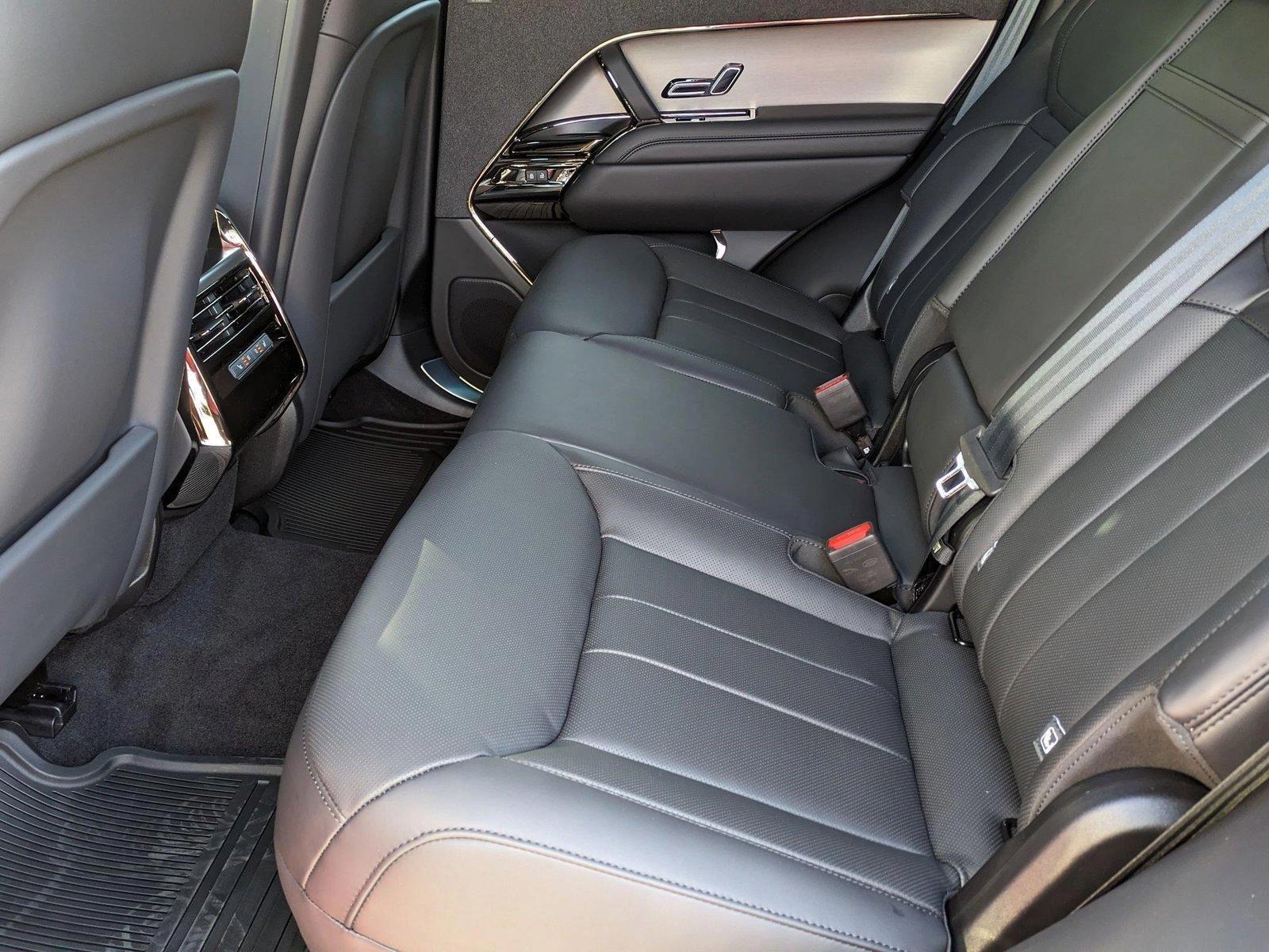 2025 Land Rover Range Rover Sport Dynamic SE - Photo 17