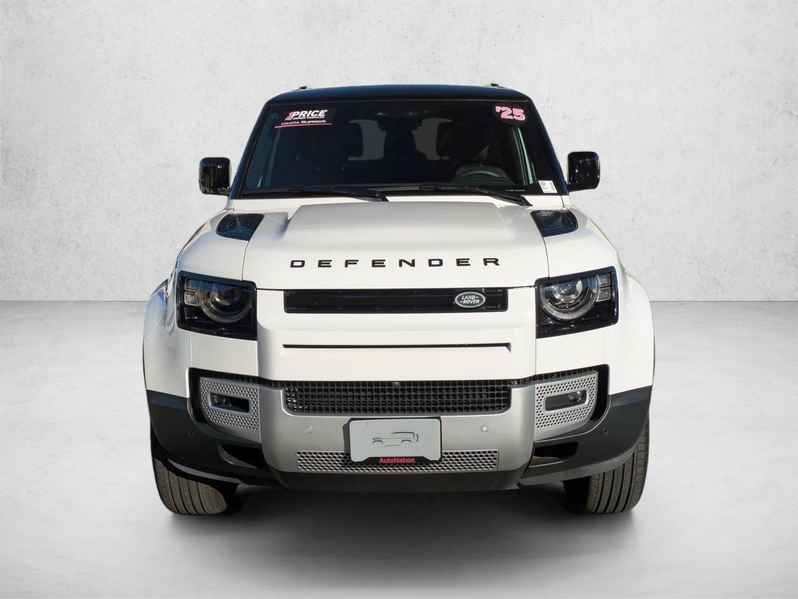 2025 Land Rover Defender 90 S photo 2