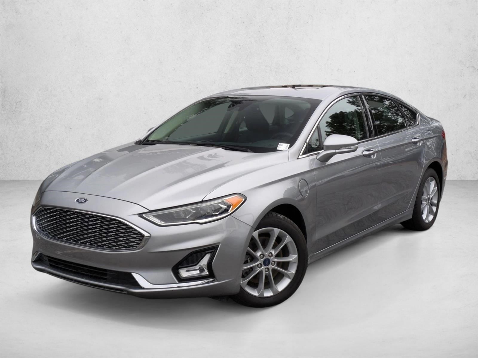 2020 Ford Fusion Energi Titanium's photo