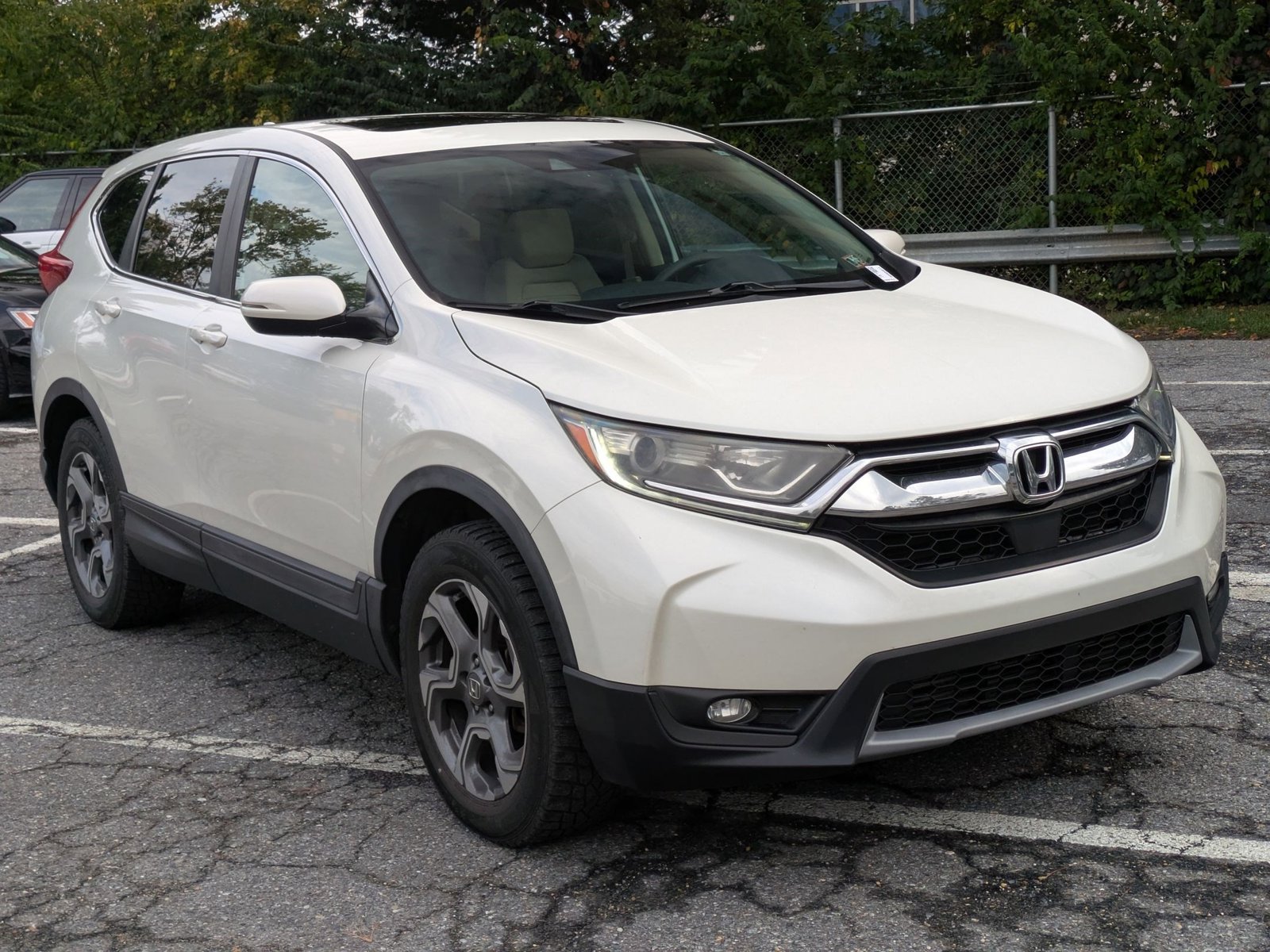 2017 Honda CR-V EX photo 3