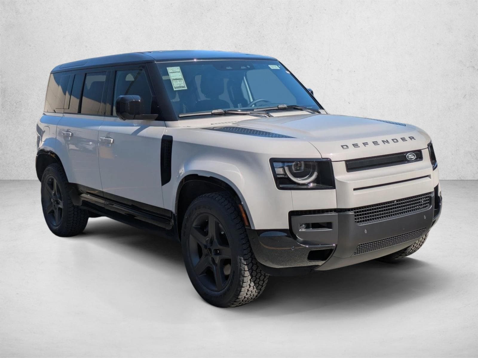 2026 Land Rover Defender X-Dynamic SE - Photo 7