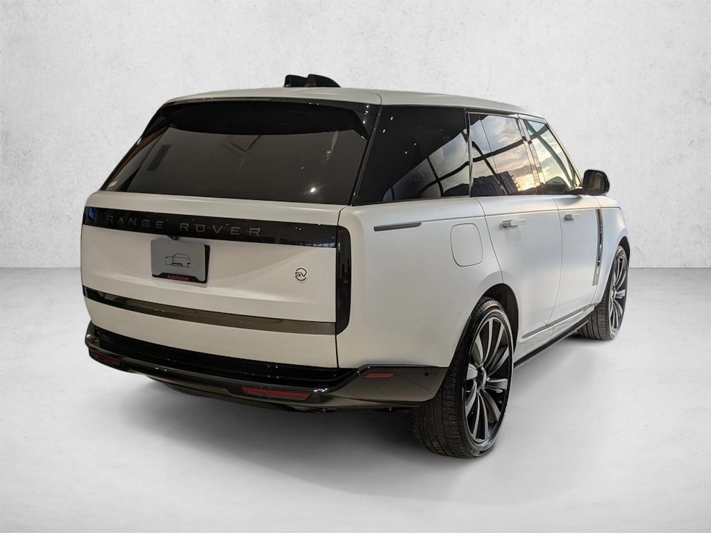 New 2026 Land Rover Range Rover P615 SV SUV