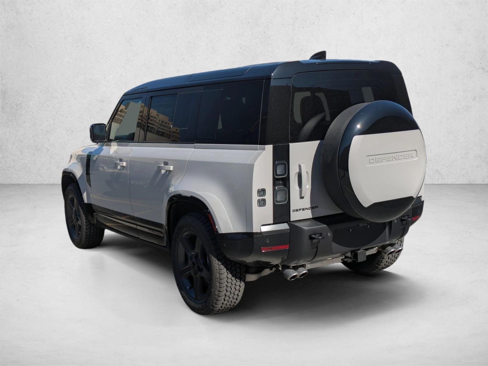 2026 Land Rover Defender X-Dynamic SE - Photo 9