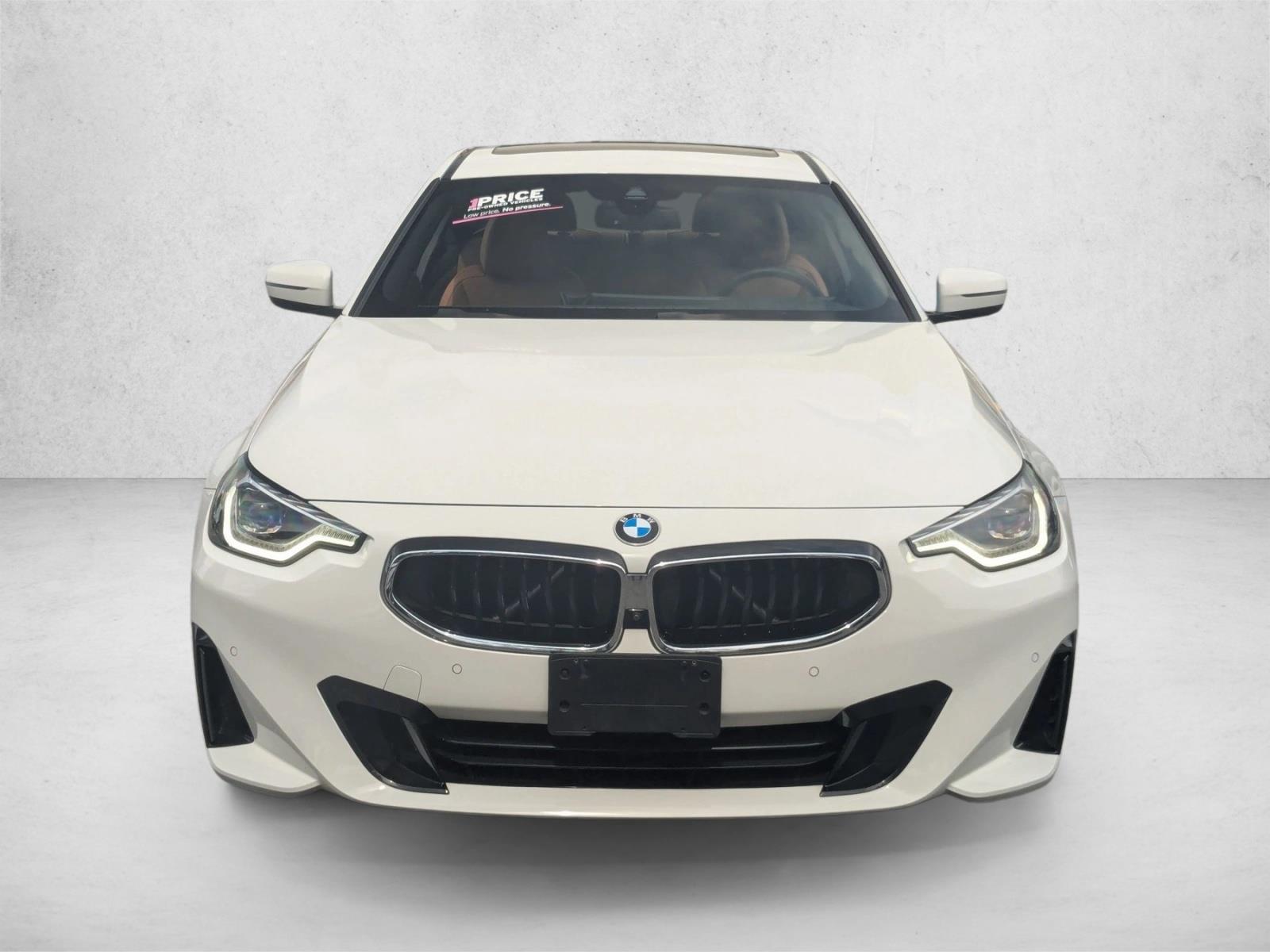 2023 Bmw 230i xDrive Coupe photo 2