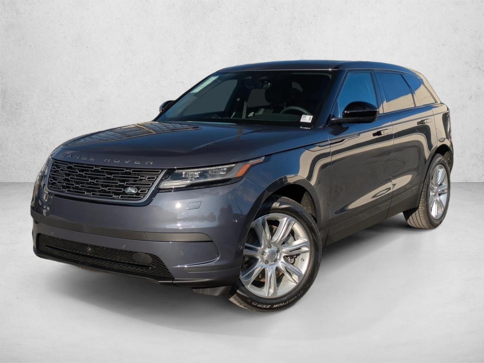 2026 Land Rover Range Rover Velar S's photo