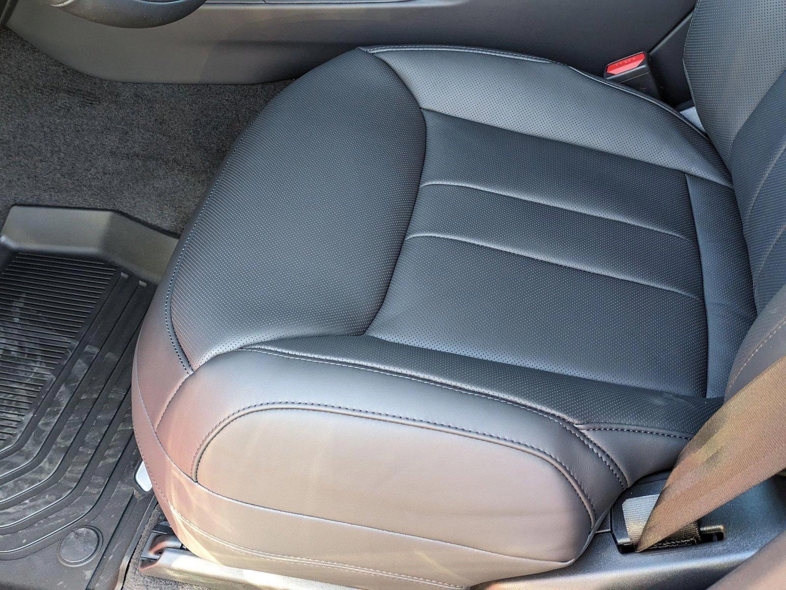 2025 Land Rover Range Rover Sport P530 Dynamic SE photo 3