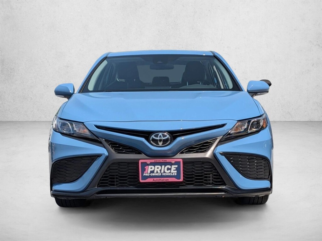 Used 2024 Toyota Camry SE Sedan