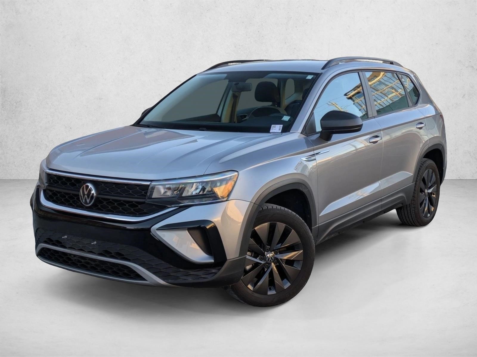 2022 Volkswagen Taos S's photo