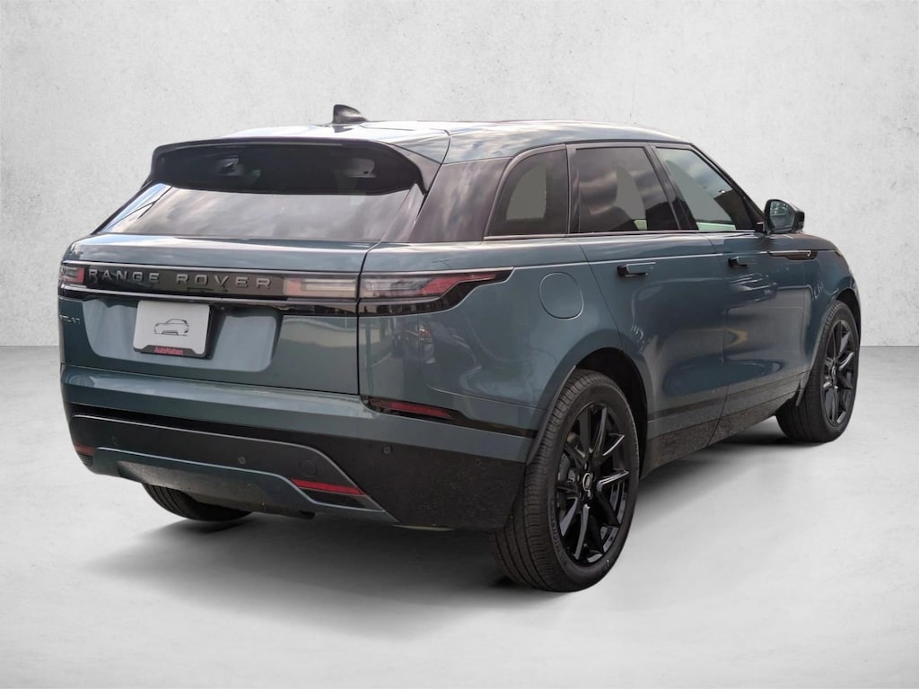 New 2026 Land Rover Range Rover Velar P250 Dynamic SE SUV
