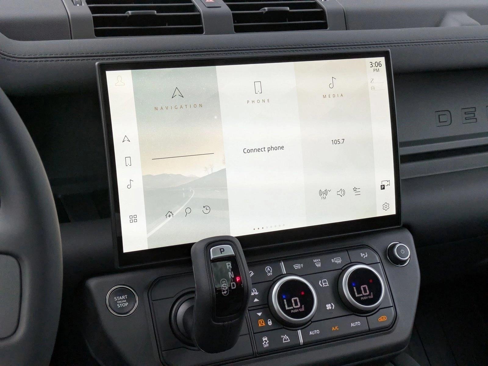 2026 Land Rover Defender X-Dynamic SE - Photo 12