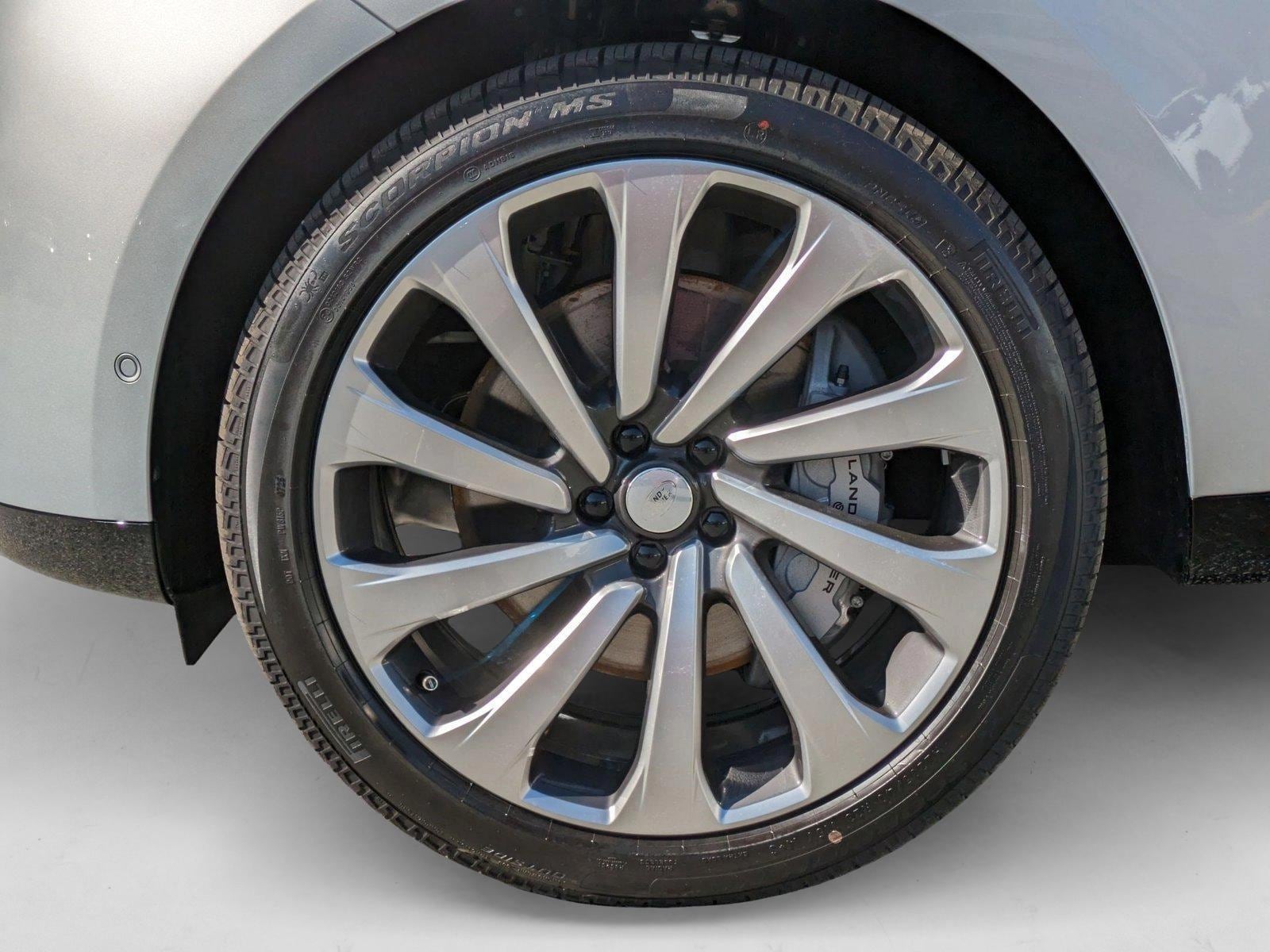 2025 Land Rover Range Rover SE - Photo 10