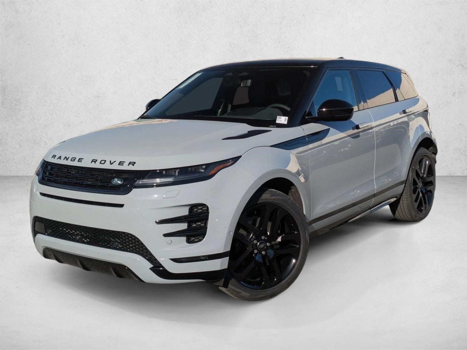 2026 Land Rover Range Rover Evoque Dynamic SE's photo
