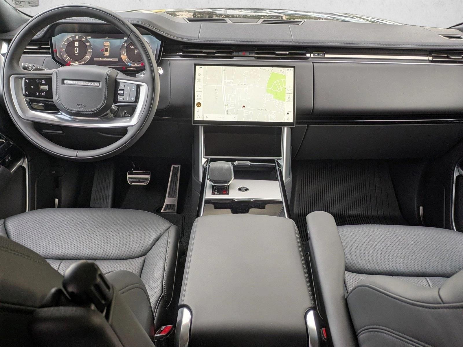 2025 Land Rover Range Rover SE - Photo 16