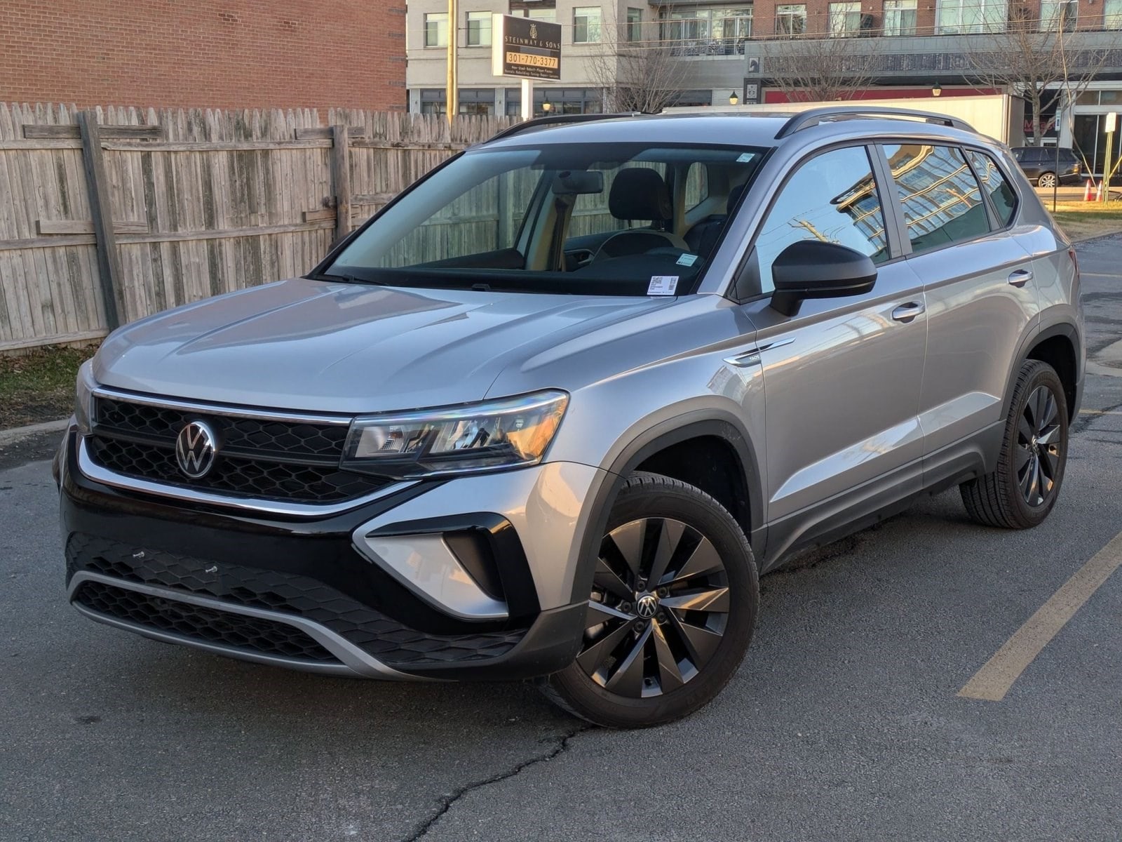 2022 Volkswagen Taos S's photo