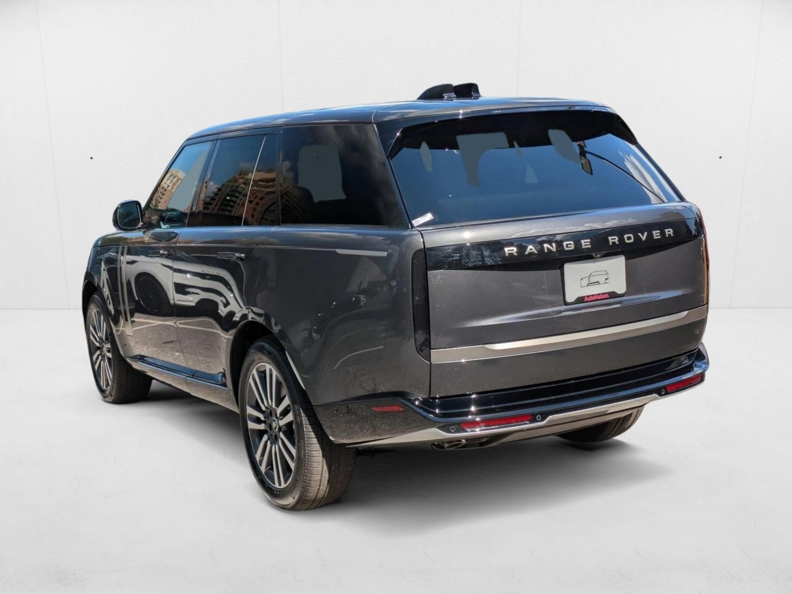2025 Land Rover Range Rover SE - Photo 9