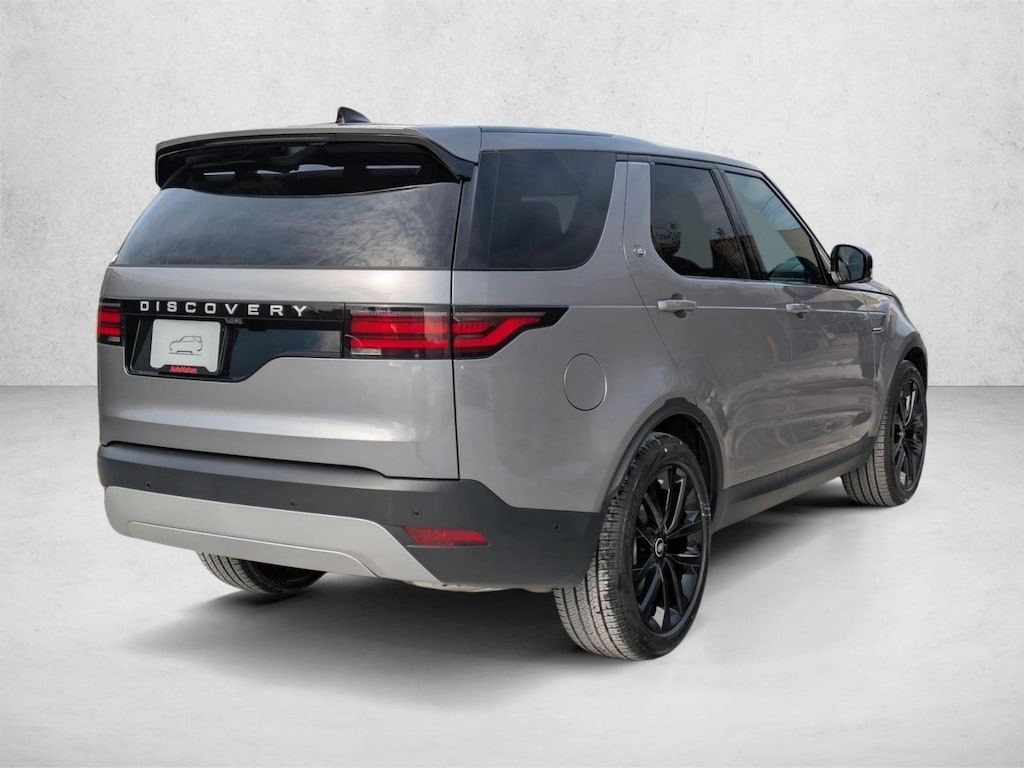 New 2026 Land Rover Discovery S SUV