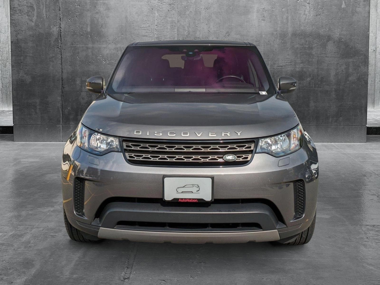 Used 2018 Land Rover Discovery SE with VIN SALRG2RVXJA059963 for sale in North Bethesda, MD