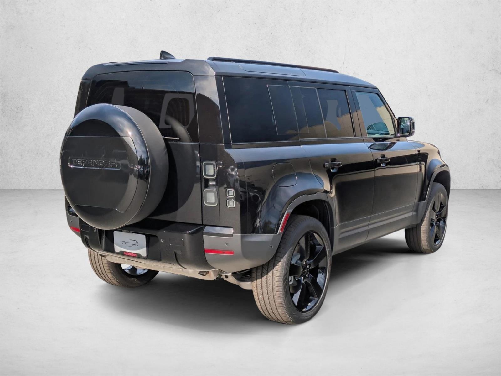 2026 Land Rover Defender 110 S photo 2