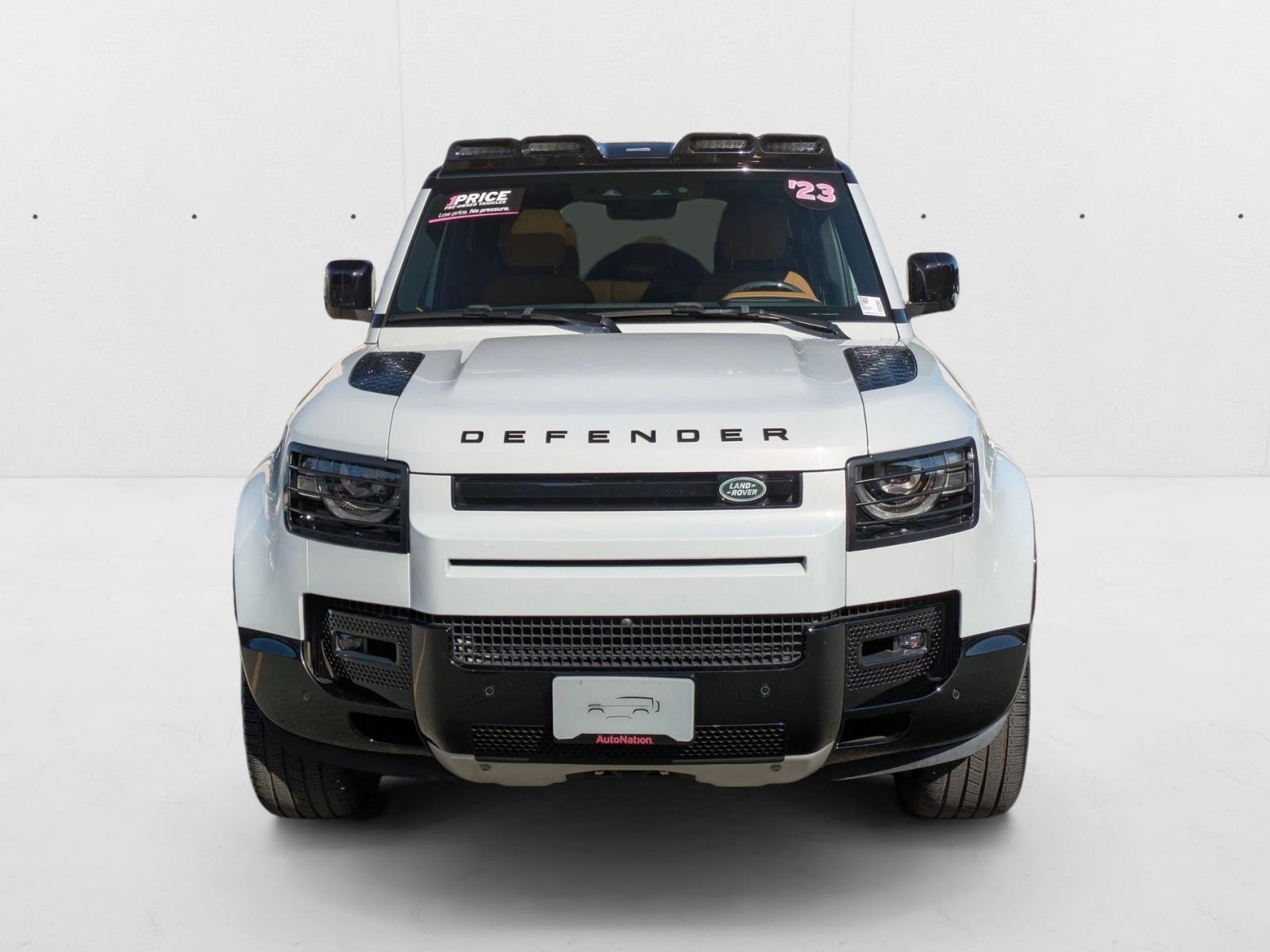 2023 Land Rover Defender 110 V8 photo 2