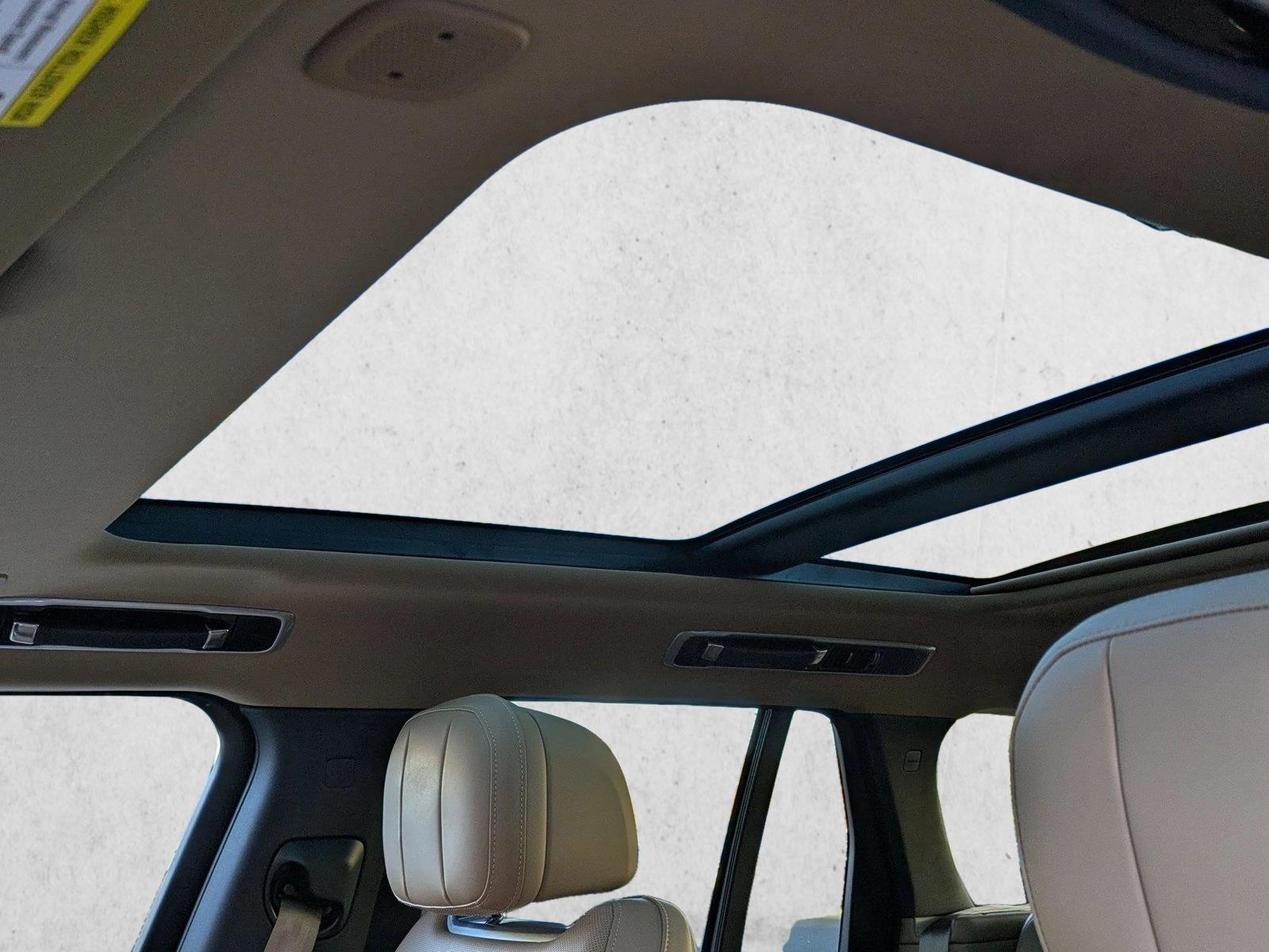 2023 Land Rover Range Rover SE - Photo 16