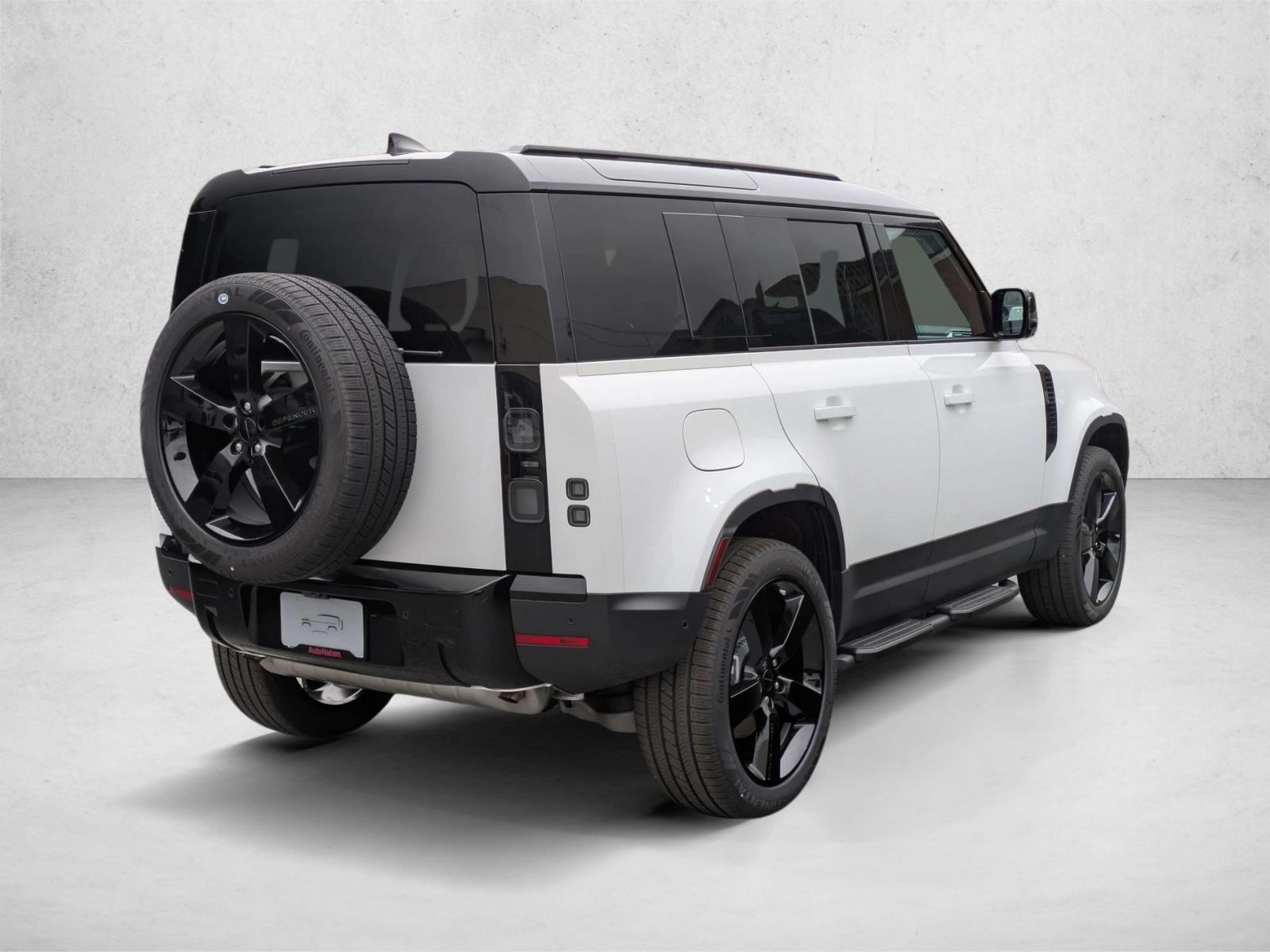 2026 Land Rover Defender 110 S photo 2