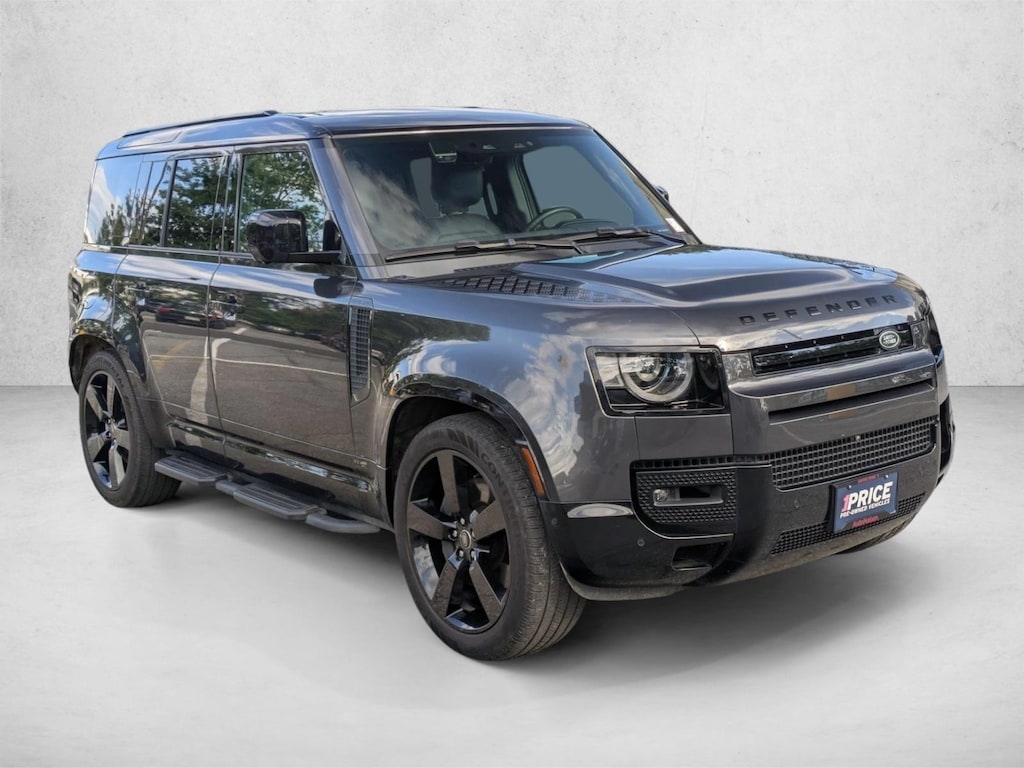Used 2025 Land Rover Defender 110 X-Dynamic SE SUV