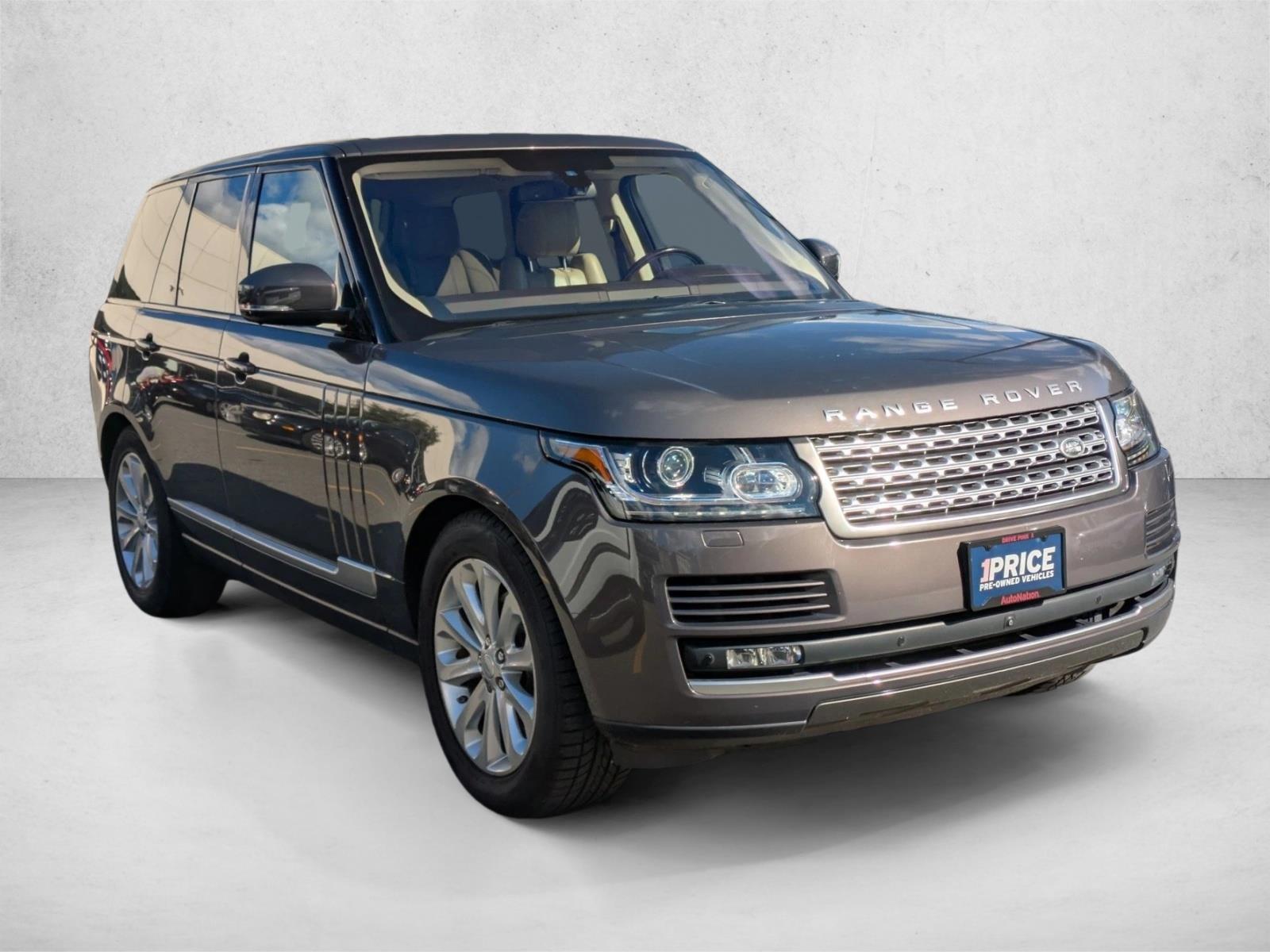 2016 Land Rover Range Rover HSE photo 3