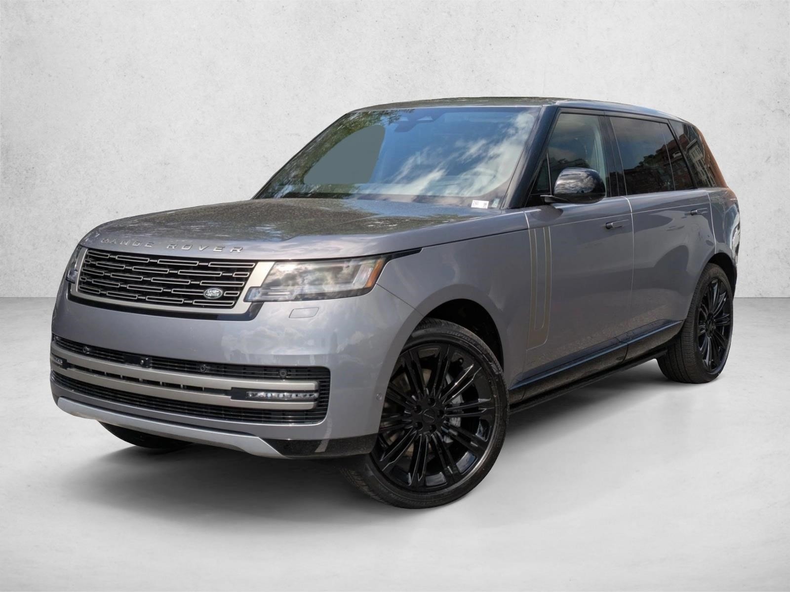 2026 Land Rover Range Rover 3.0 SE LWB 7's photo