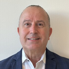 Staff member Billy Karagiorgis from ID_1cbbe5109f7a