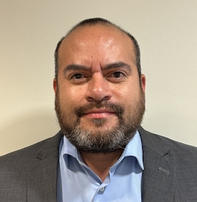 Staff member Herbert Ortiz from ID_1cbbe5109f7a