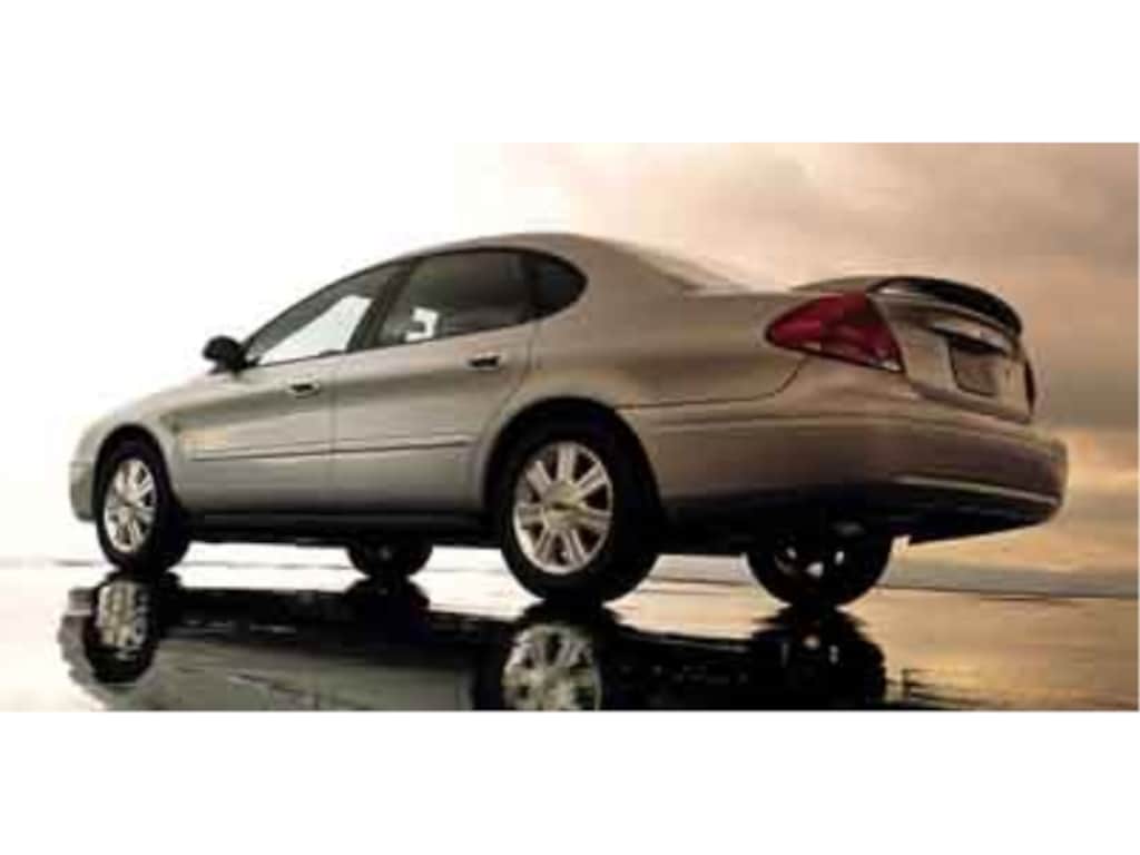 Used 2004 Ford Taurus SE 3.0L Sedan