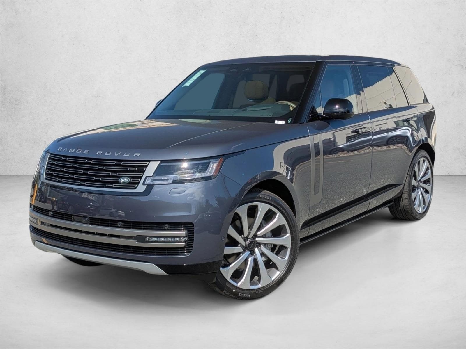 2026 Land Rover Range Rover 3.0 SE LWB 7's photo