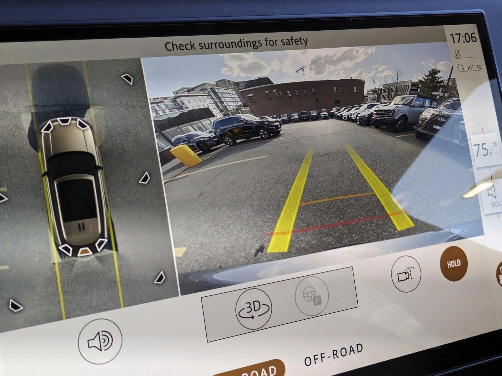 2025 Land Rover Range Rover SE - Photo 13