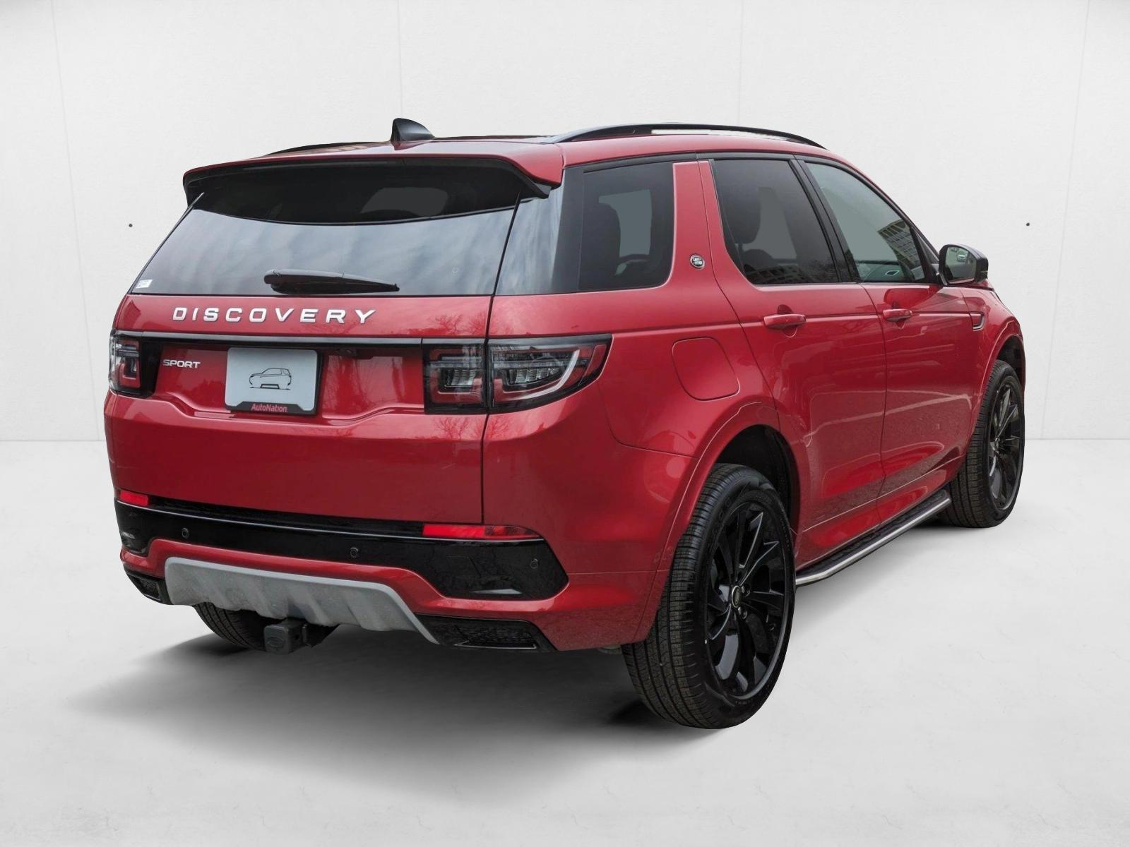 2025 Land Rover Discovery Sport S photo 2