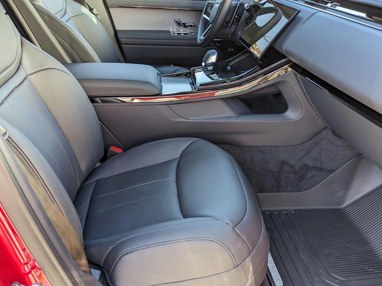 2025 Land Rover Range Rover Sport Dynamic SE - Photo 18