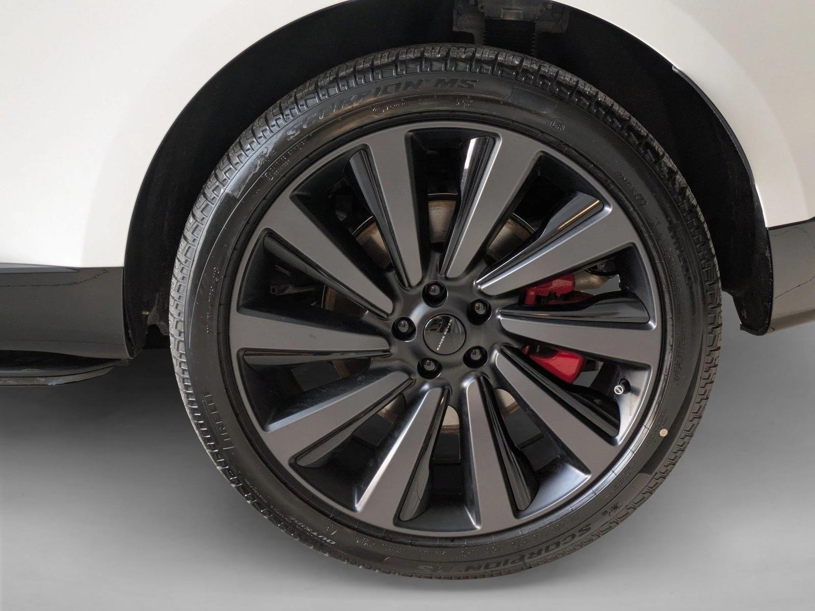 2026 Land Rover Range Rover SV - Photo 10