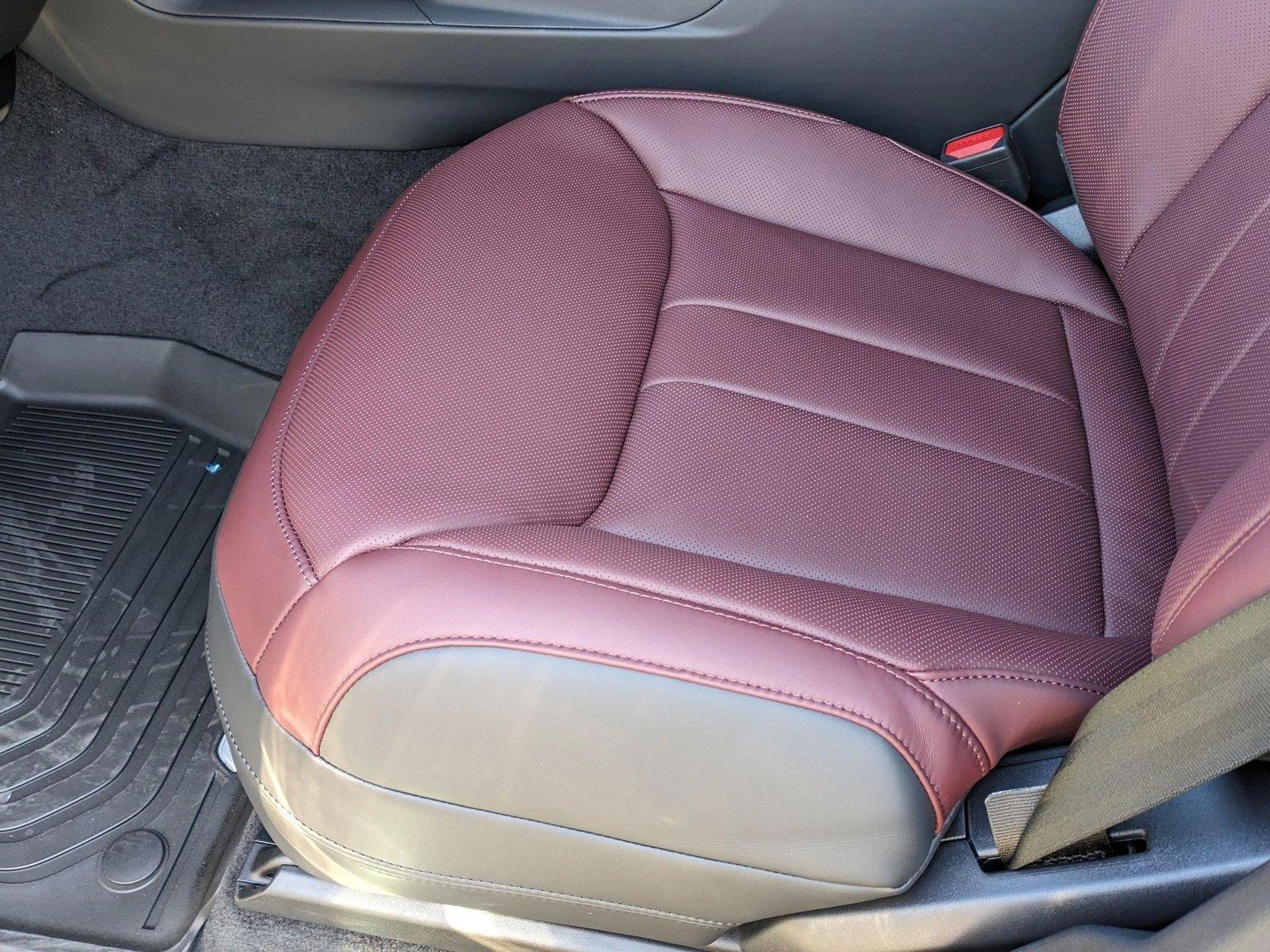 2025 Land Rover Range Rover Sport P530 Dynamic SE photo 4