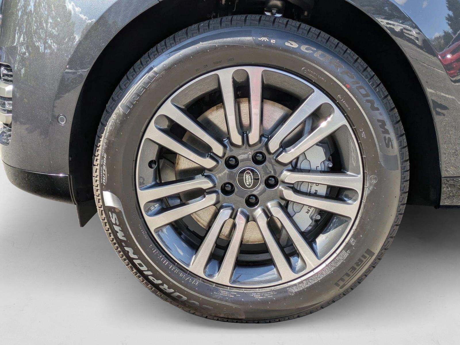 2025 Land Rover Range Rover SE - Photo 10