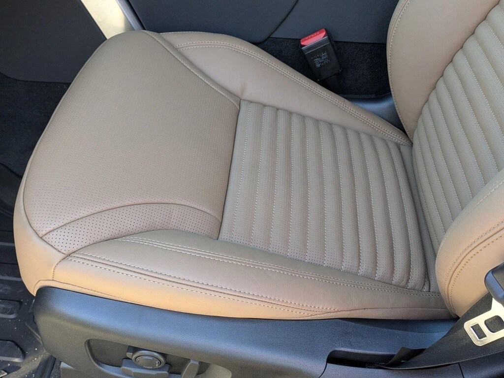 Used 2026 Land Rover Discovery Gemini Edition SUV