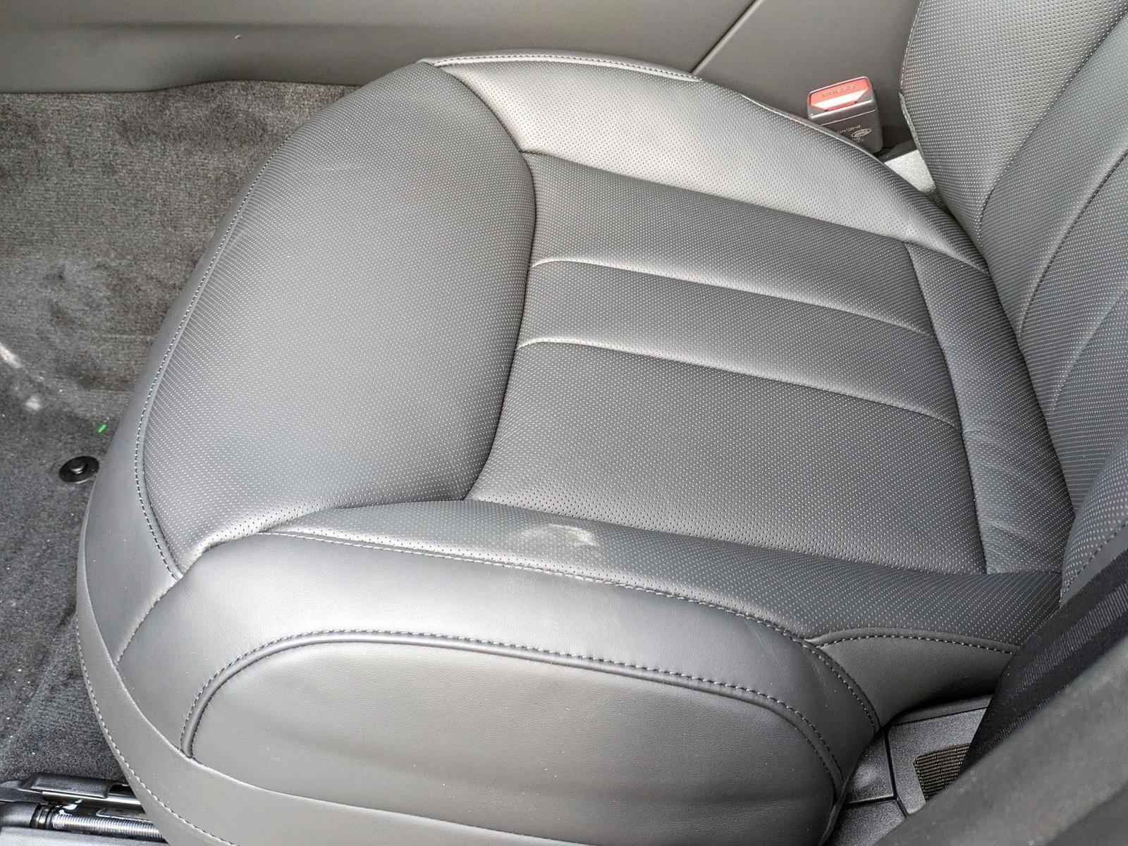 2025 Land Rover Range Rover Sport P360 SE photo 3