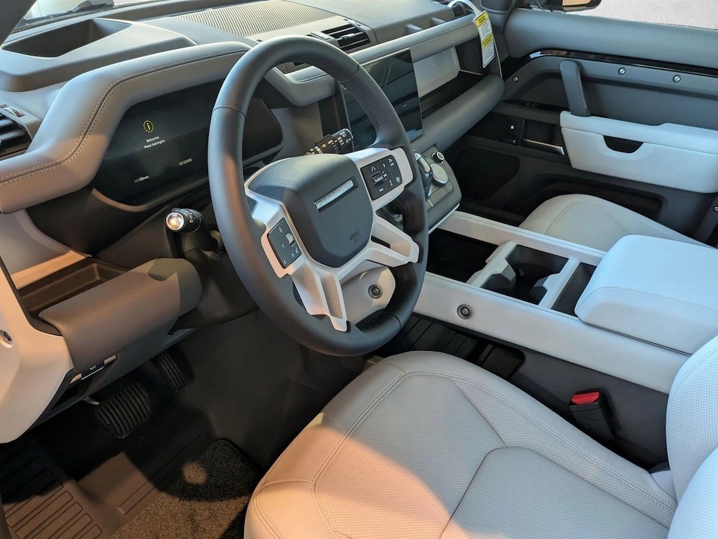 New 2025 Land Rover Defender 130 X-Dynamic SE SUV
