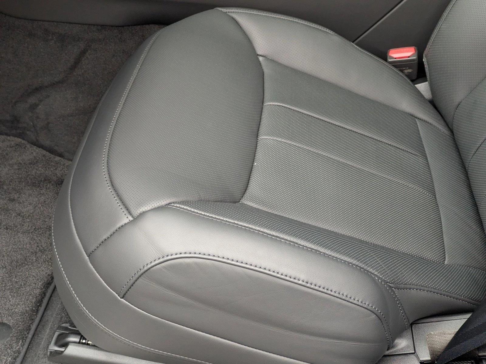 2025 Land Rover Range Rover Sport P530 Dynamic SE photo 2