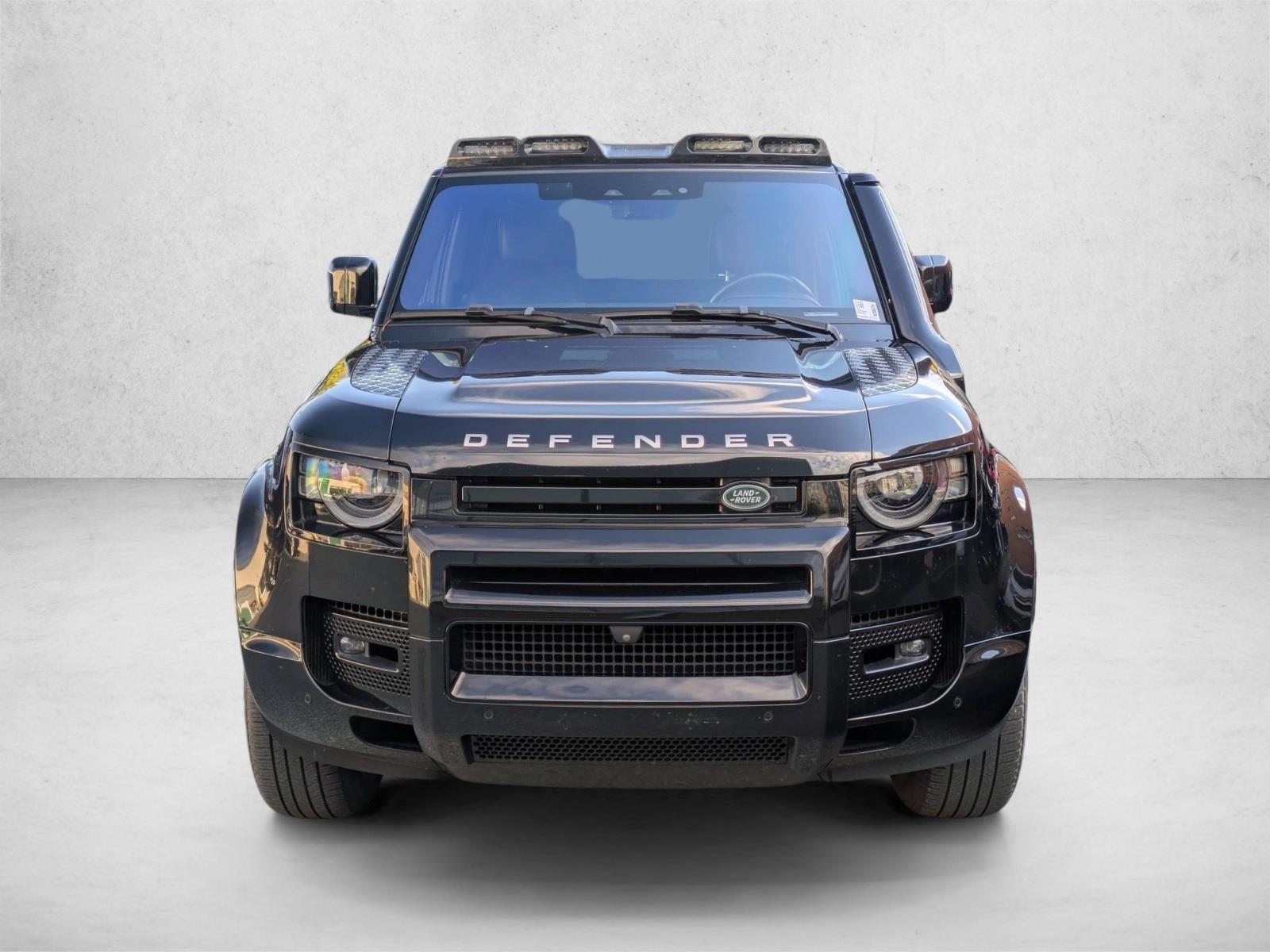 2022 Land Rover Defender XS Edition photo 2