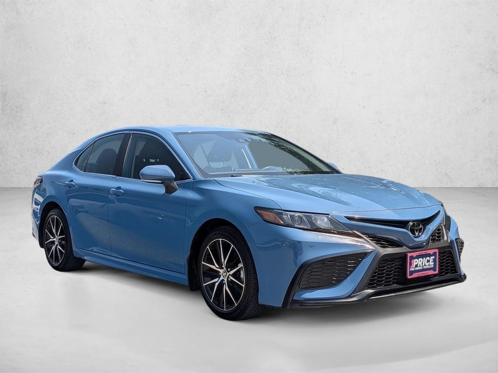 Used 2024 Toyota Camry SE Sedan
