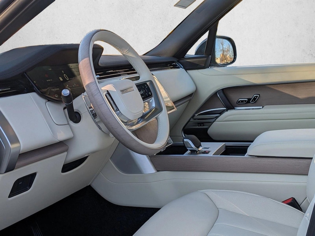 New 2026 Land Rover Range Rover P400 SE 7 Seat SUV