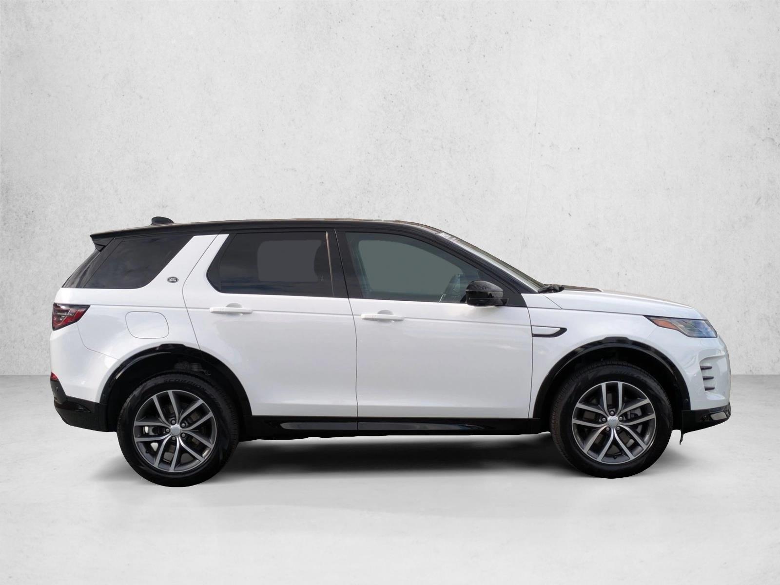 2025 Land Rover Discovery Sport Dynamic SE photo 3