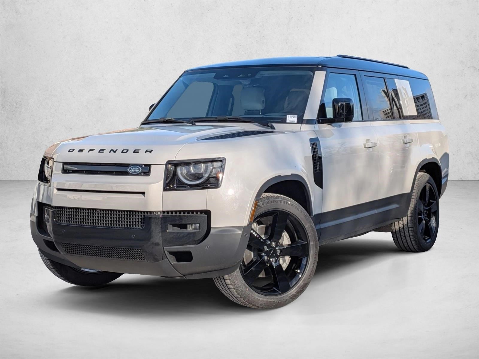 2026 Land Rover Defender 130 S P300's photo