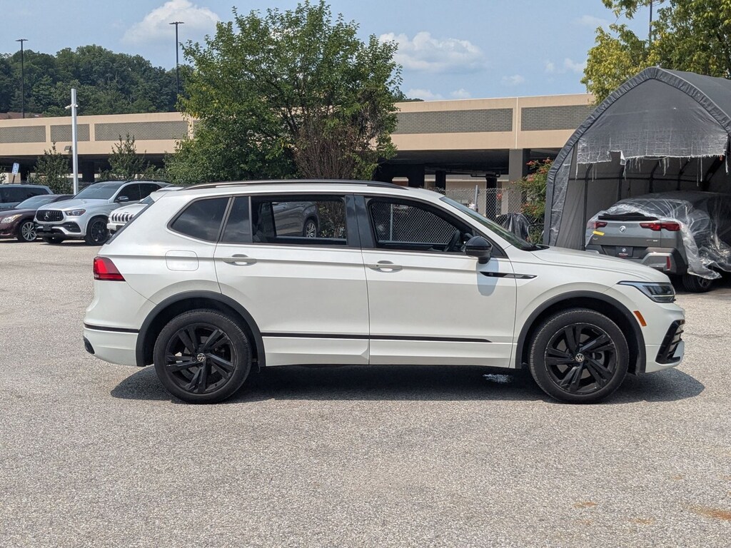 Used 2024 Volkswagen Tiguan 2.0T SE R-Line Black SUV